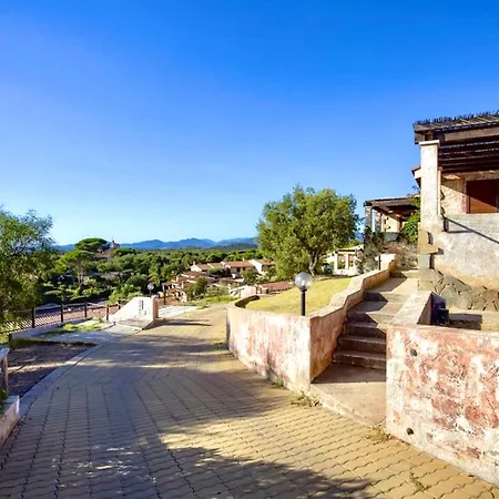 In Porto Corallo Just 400 Meters From The Sea Villa
