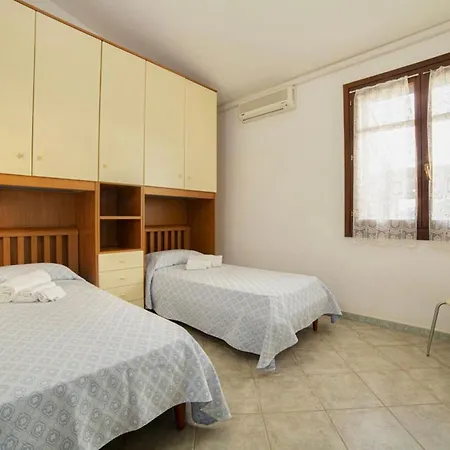 Вилла In Porto Corallo Just 400 Meters From The Sea Виллапутцу
