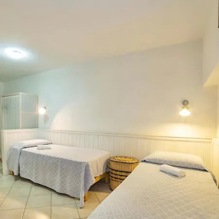Vila In Porto Corallo Just 400 Meters From The Sea
