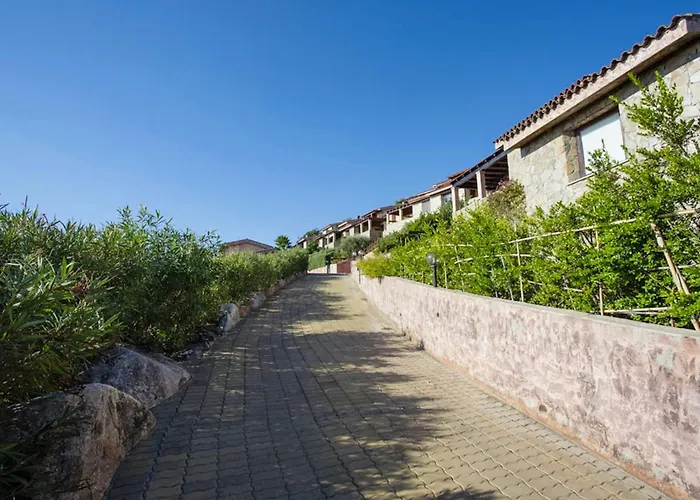 In Porto Corallo Just 400 Meters From The Sea Villa *
